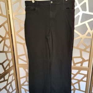 NWOT ANN TAYLOR FACTORY Black High-rise trouser jeans